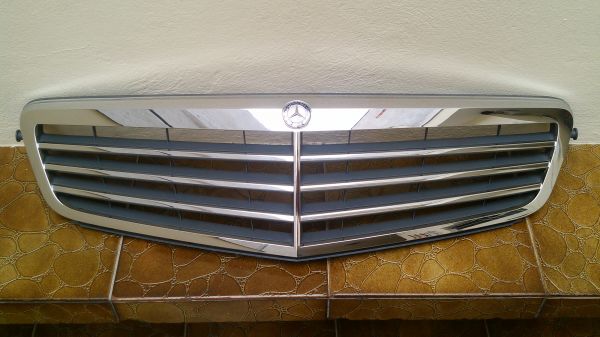 grade da mercedes c-180/200/280 ano 2012