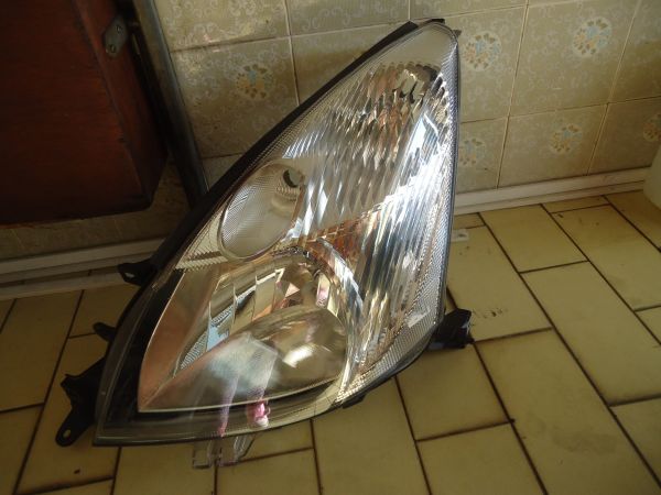 FAROL DA NISSAN GRAND LIVINA/ LIVINA, 2010/2011 LE