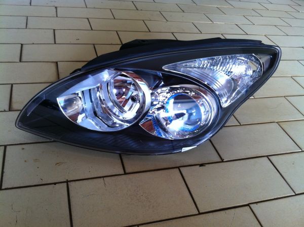 FAROL DO HYUNDAI I30, 2011, LE